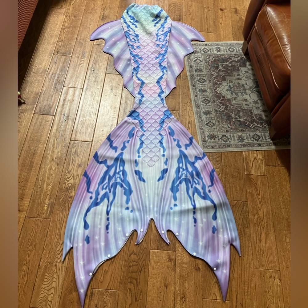 Nereid Studios Winter Mirage Swimmable Mermaid Tail AND Vinyl Fluke Insert